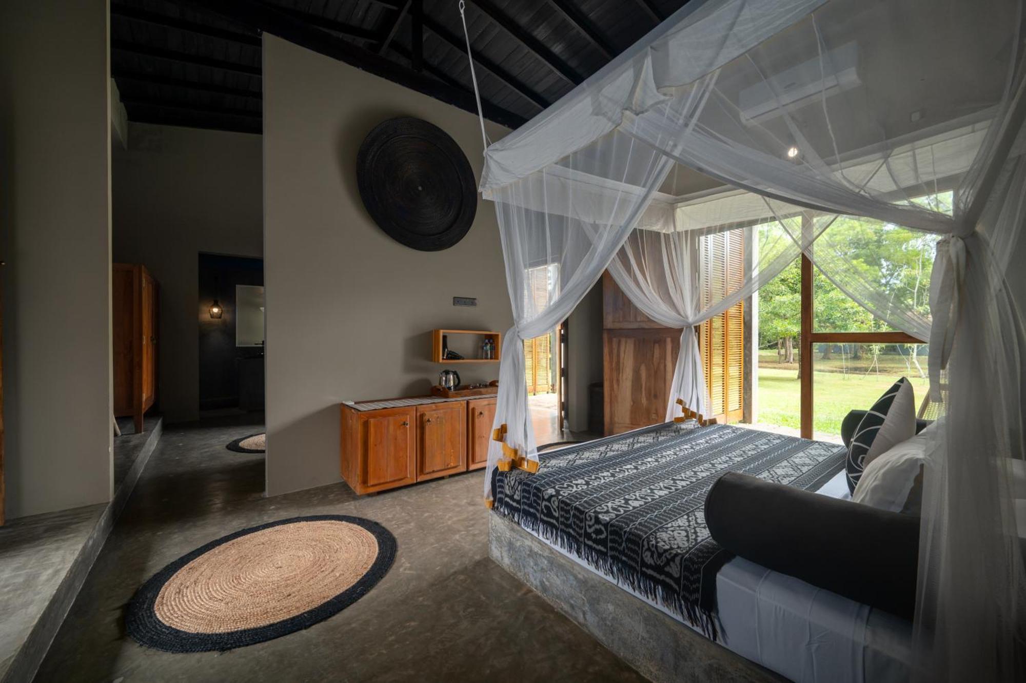 Hotel Wirdana & Boossa